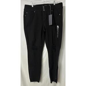 NWT Torrid Womens Black Skinny Stiletto Cut Off Hem Jeans Denim Plus 18XT